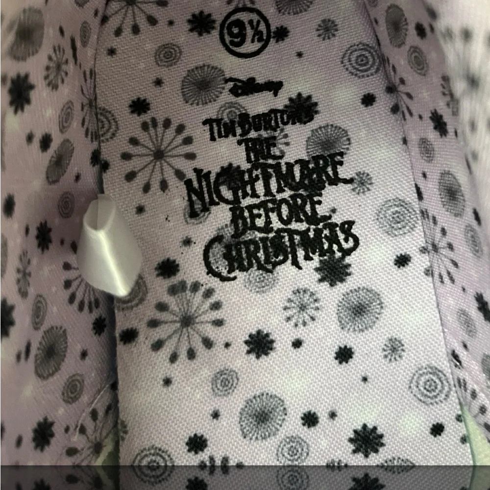 Women’s Disney Nightmare Before Christmas Low Top Slip-on Sneakers Size 9.5